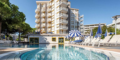 Hotel Luna**** se snídaní - Bibione