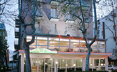 Hotel La Torretta Bramante*** s plnou penziou - Rimini