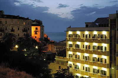 Hotel Borgo Marina *** s plnou penzí - Rodi Garganico