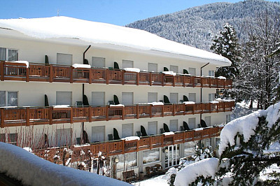 Hotel Miralago*** s polpenziou - Molveno
