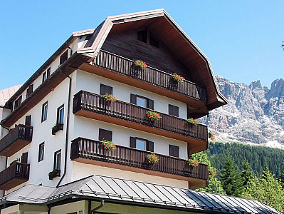 Hotel Park Miramonti*** s polpenziou - San Martino di Castrozza