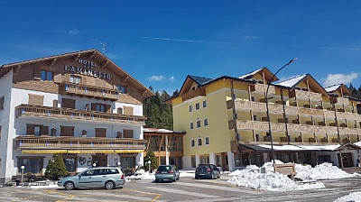 Hotel Caminetto Mountain Resort***+ s polpenziou - Lavarone