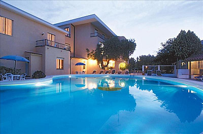 Hotel America*** s polpenziou - Marina di Camerota