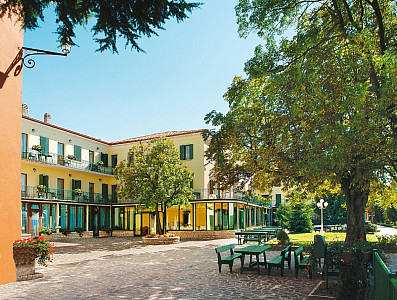 Park hotel Jolanda*** s polopenzí - San Zeno Lago di Garda