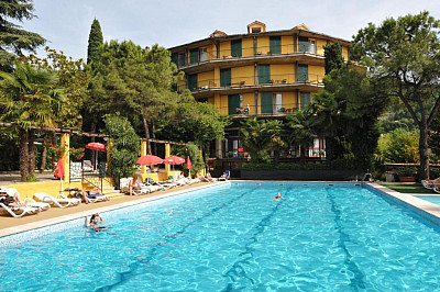Hotel Palme & Royal Suite*** s polopenzí - Garda