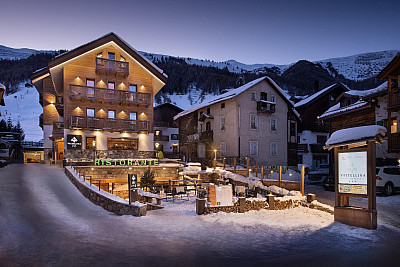 Hotel Valtellina *** s polpenziou - Livigno
