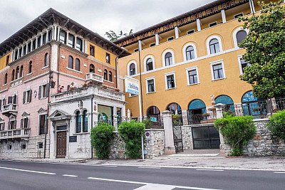 Hotel Garda Family House*** s raňajkami - Brenzone sul Garda