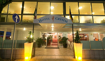 Hotel Crystal *** s plnou penzí - Rimini