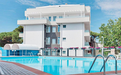 Hotel Nadir *** s plnou penzí - Milano Marittima