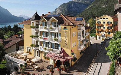 Hotel Europa *** s polpenziou - Molveno