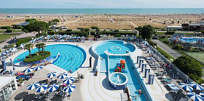 Aparthotel Imperial****  se snídaní - Bibione