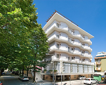 Hotel Tres Jolie *** s plnou penzí - Rimini