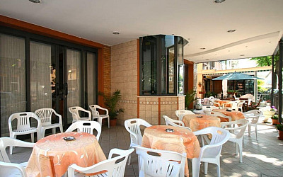 Hotel Eureka*** s plnou penzí - Rimini