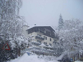 Hotel Chalet Fiocco di Neve*** s polpenziou - Pinzolo