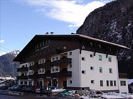 Hotel Grohmann*** s polopenzí - Campitello di Fassa