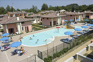 Apartmány Airone Bianco**** s plnou penzí - Lido delle Nazioni