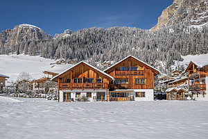 Apartmány Chalet Sara** - Alta Badia Corvara Alta Badia - foto 2