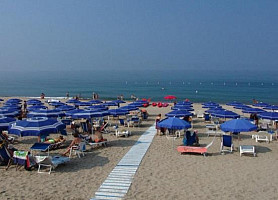 Villaggio Elea*** s plnou penziou - Marina di Ascea