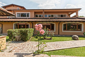 Hotel West Garda**** s polopenzí - Padenghe sul Garda