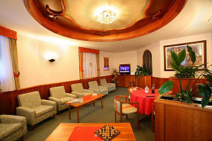 Hotel Fiorenza** s polopenziou - Campitello di Fassa