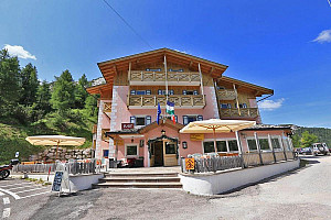 Hotel Rifugio Dolomia - Passo Fedaia (Arabba - Marmolada) Arabba / Marmolada - foto 2