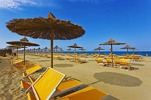 Apartmány Uappala Family Village*** s plnou penziou - Tirrenia