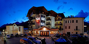 Hotel  Cavallino Lovely**** s polpenziou - Andalo