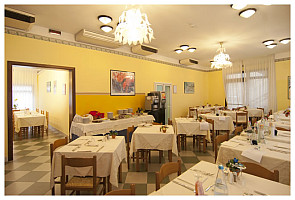 Hotel Bahia*** s polpenziou - Caorle