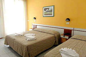 Hotel Admiral *** s plnou penziou - Cesenatico