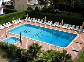 Hotel Altinate*** s polpenziou - Lido di Jesolo
