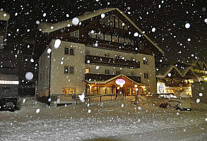 Hotel Sciatori *** s plnou penziou - Passo Tonale