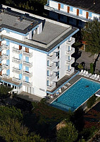 Hotel Katja ****S s polpenziou - Bibione