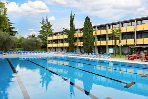 Hotel Palme & Royal Suite*** s polpenziou - Garda