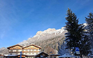 Hotel Avisio **** s polopenzí - Soraga Val di Fassa - foto 3