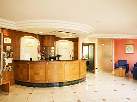 Hotel Londra **** s plnou penzí - Milano Marittima