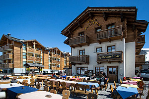 Hotel Helvetia *** s polopenzí - Livigno