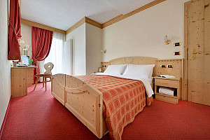 Hotel Cristallo *** s polopenzí - Livigno