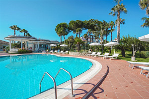 Hotel Residence Costa Azzurra*** s polopenzí - Capo Vaticano letecky