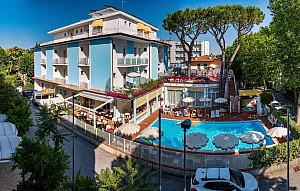 Hotel Villa dei Fiori *** s polopenzí - Viserbella Rimini