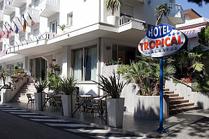 Hotel Tropical*** s polpenziou - Lido di Jesolo