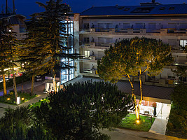 Hotel Rex**** s polopenzí - Lignano Pineta