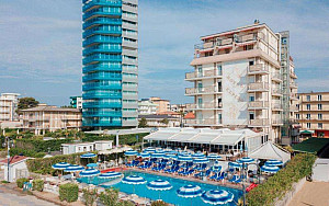 Hotel Elpiro I**** s polopenzí - Lido di Jesolo