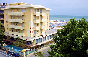 Hotel Artide *** s polopenzí - Rimini