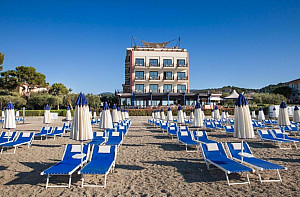 Grand Hotel Diana Majestic **** se snídaní - Diano Marina