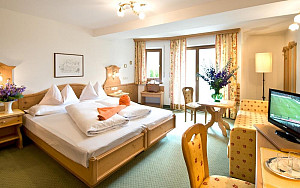 Hotel Mirabell Alpine Garden Resort & Spa **** s polopenzí - Siusi allo Sciliar Val Gardena / Alpe di Siusi - foto 3