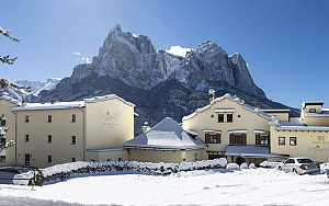Hotel Mirabell Alpine Garden Resort & Spa **** s polopenzí - Siusi allo Sciliar Val Gardena / Alpe di Siusi - foto 2