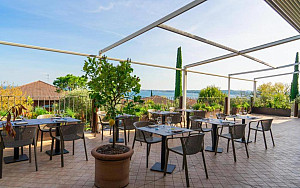 Hotel Riva del Sole **** s polpenziou - Moniga del Garda