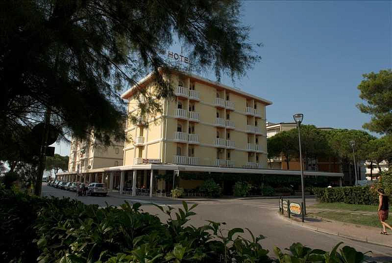 Hotel Nevada*** s polpenziou - Bibione