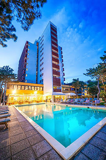 Hotel American**** s polopenzí - Lignano Sabbiadoro