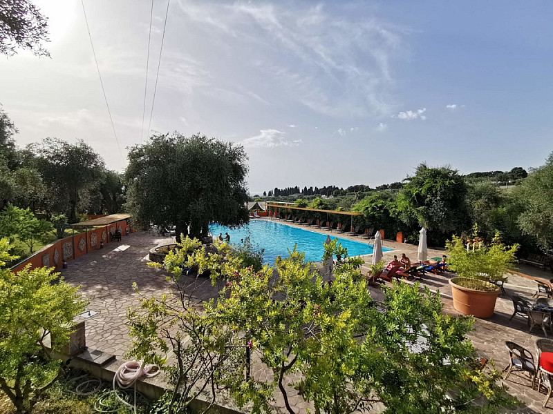 Hotel Poggio degli Ulivi*** s polopenzí - Rodi Garganico